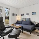 Talvikki - 250m From The Sea By Interhome