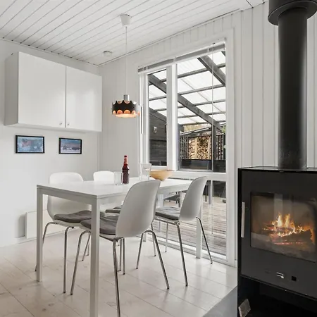 Talvikki - 250m From The Sea By Interhome
